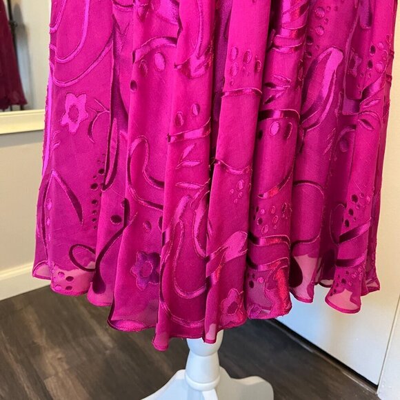 Anne Klein Fuschia Floral Silk Midi Dress w gold straps, Size 2 - Picture 6 of 16